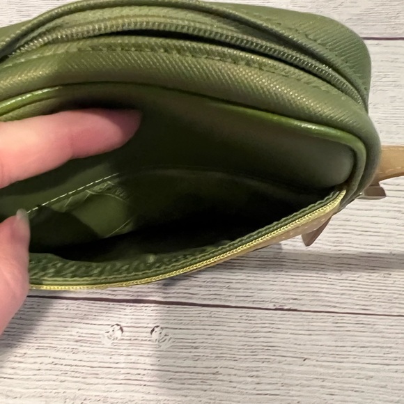 Longchamp Paris Blue Vinyl Crossbody Purse Brown Adjustable Strap Yellow Trim - Picture 5 of 8